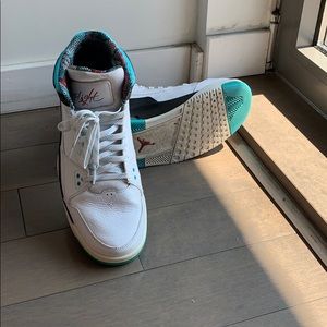 Jordan Flight 45 Size 13 - White